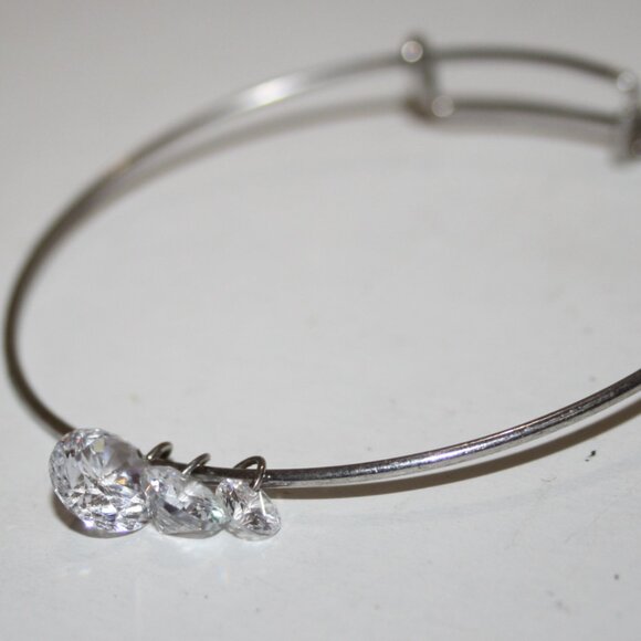 Beautiful silver sparkling CZ charm bangle bracelet - Picture 2 of 3